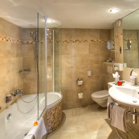 Sunstar Отель Зас-Фе